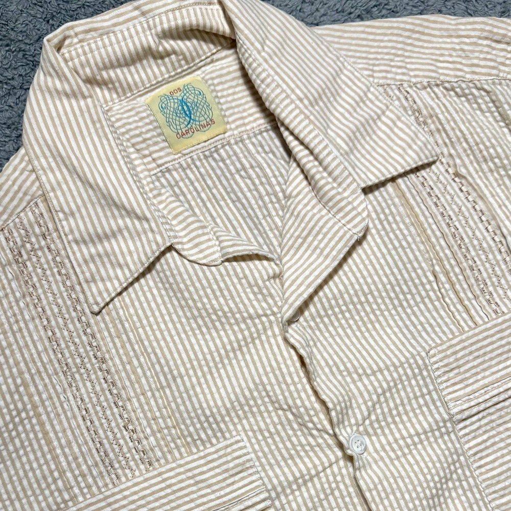 Dos Carolinas Guayabera Button Shirt Men Fit as L Pleated Seersucker Embroidery